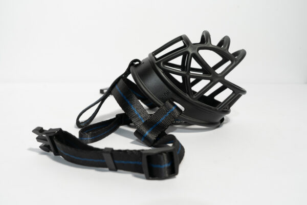 BLACK MUZZLE FOR PETS - Image 2