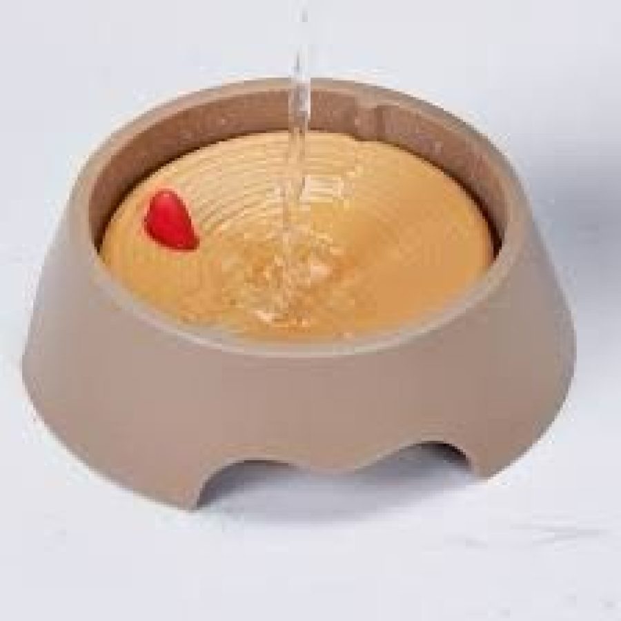 Non-Spill Pet Drinking Bowl – Splash-Proof, Mess-Free Water Bowl for Dogs & Cats